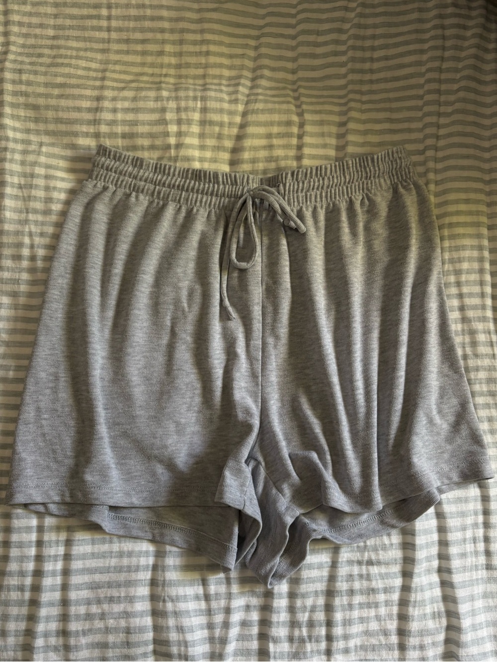 Aritzia Wilfred Lounge Shorts